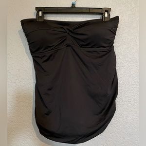 NWT Gap Swim Top Size M in Black Strapless & Straps included uf strapped